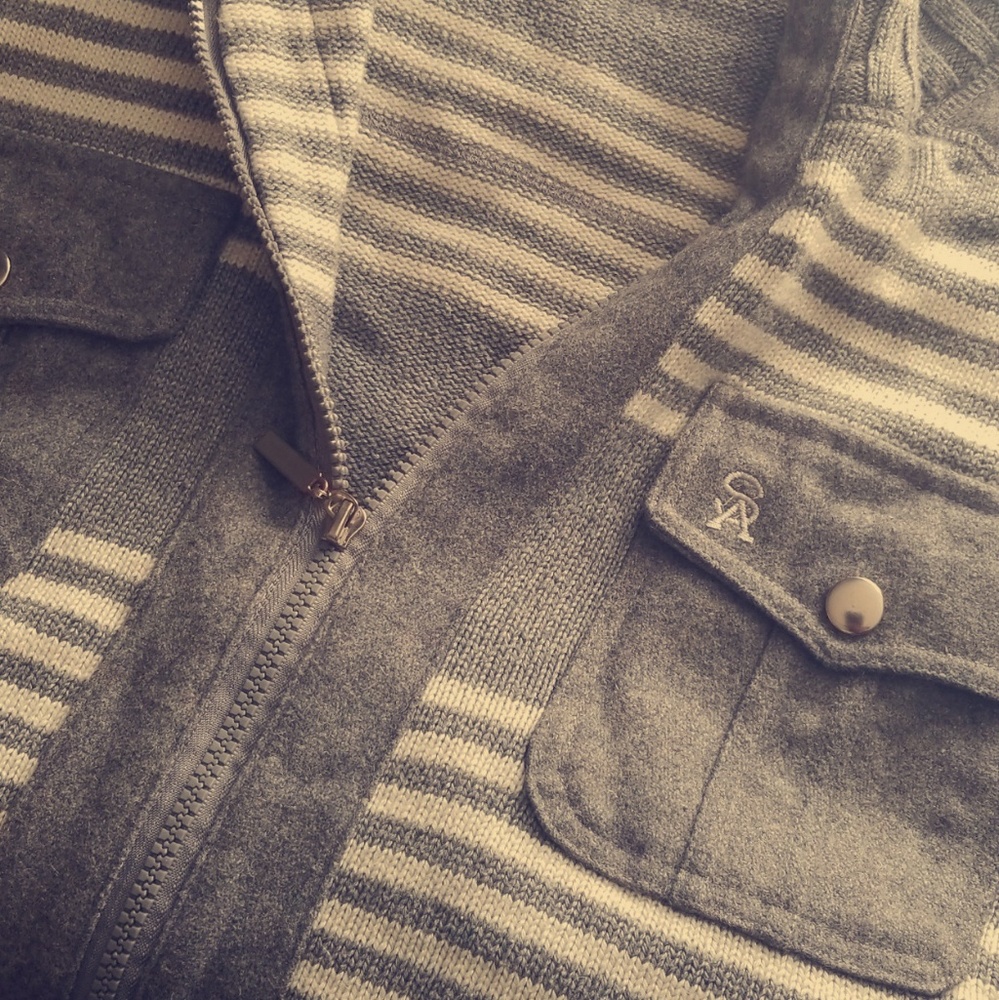Sweater - Picture 2 of 2